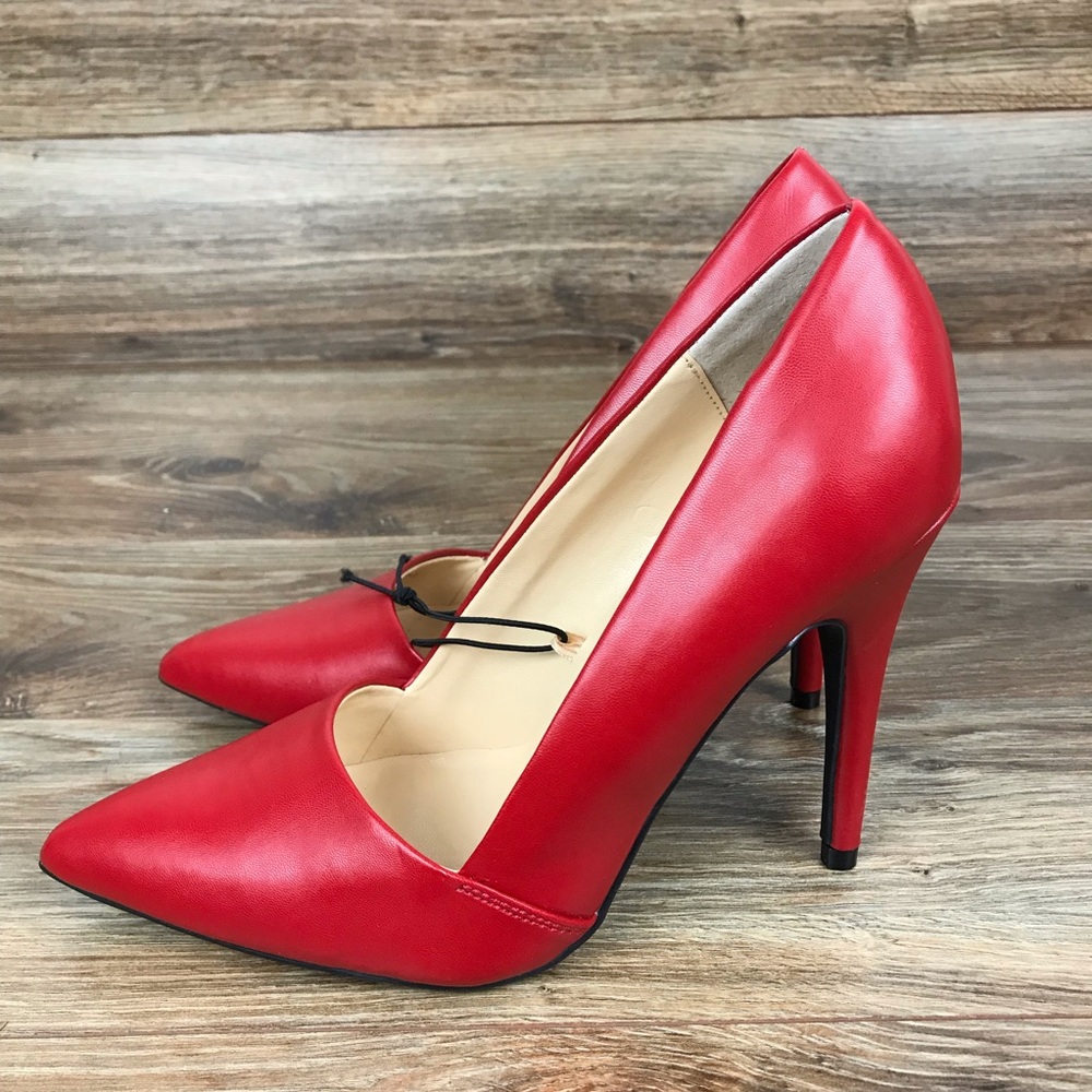 SOLD! GUESS Los Angeles Red Pointy Toe Heels